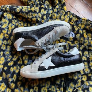 Give Me Some Space Black Sneakers 🌟